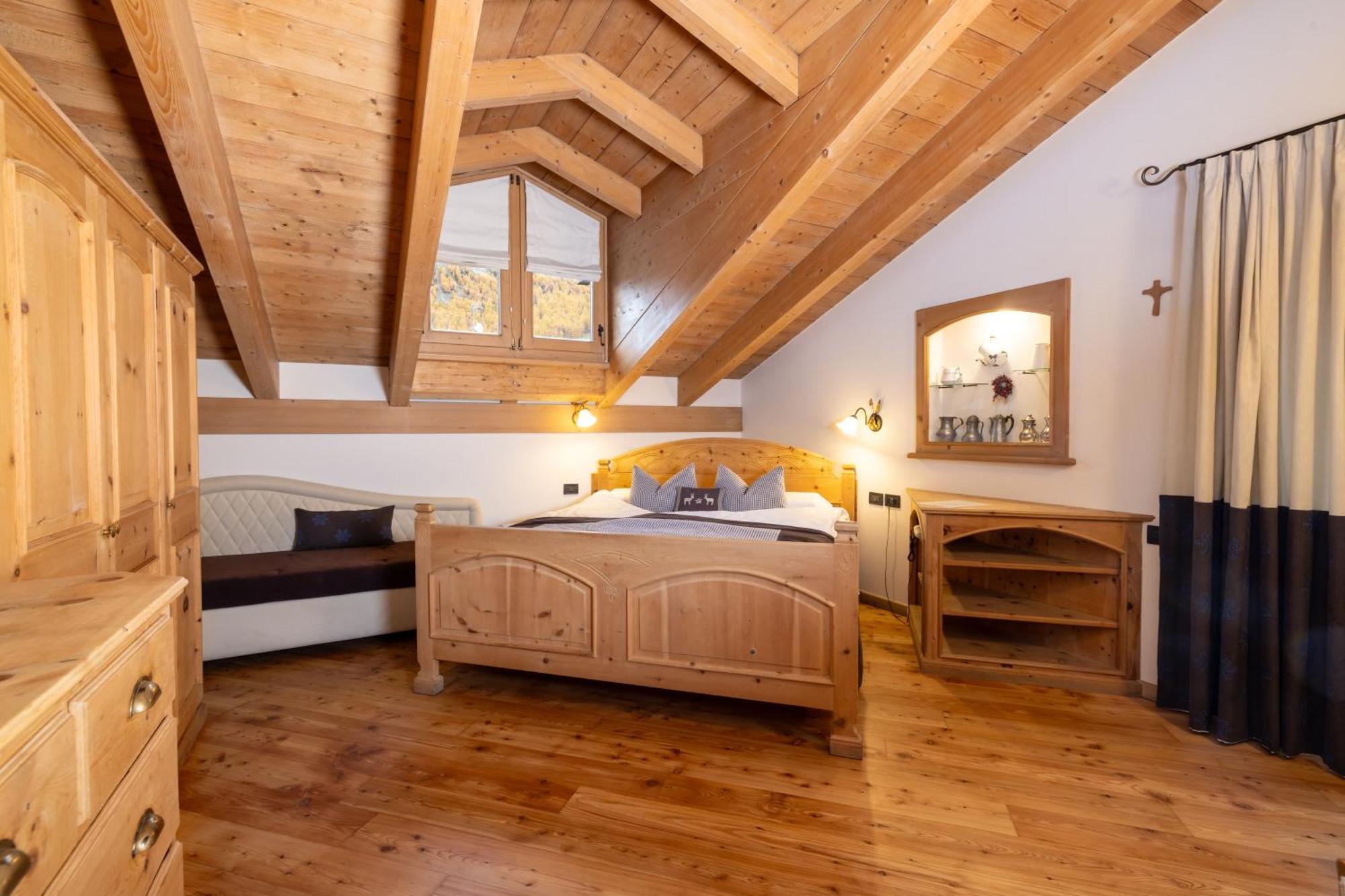 Camana Veglia Hotel